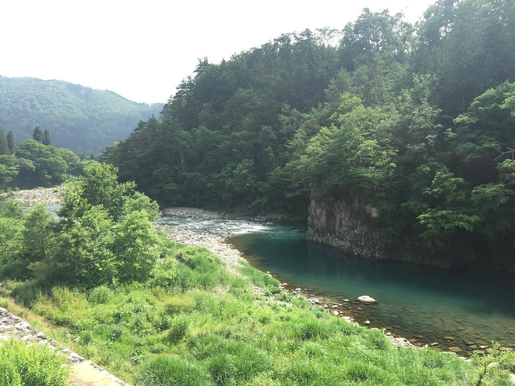 天然 Weni Baiwagō no Tang Hotel Sirakava Kültér fotó